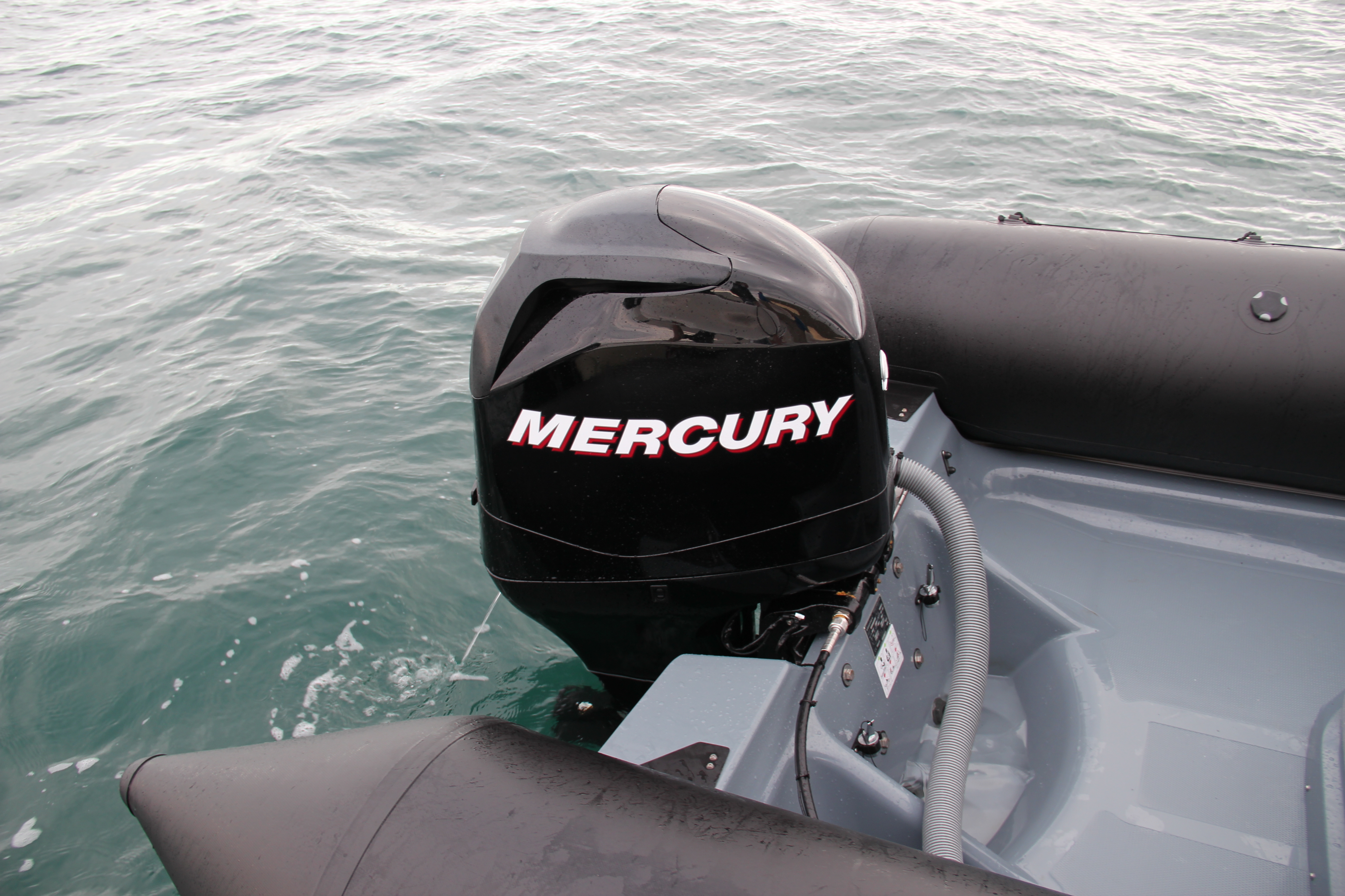 Pneumatiques Bombard Explorer 600 Open Neo Edition, SemiRigides neuf à