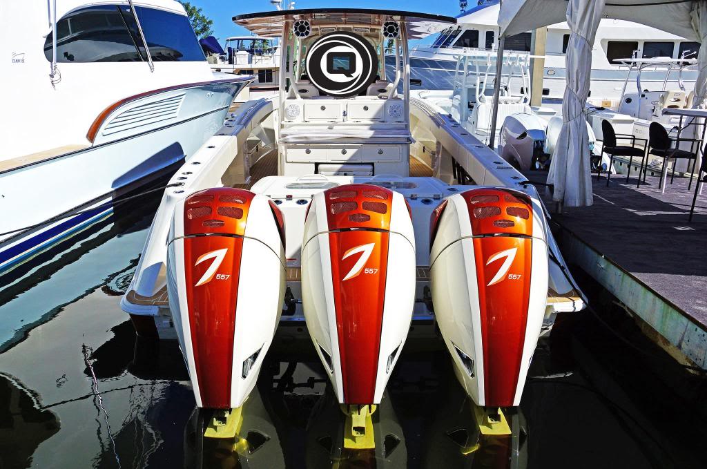 Zoom sur la marque de moteur Seven Marine News Bateau
